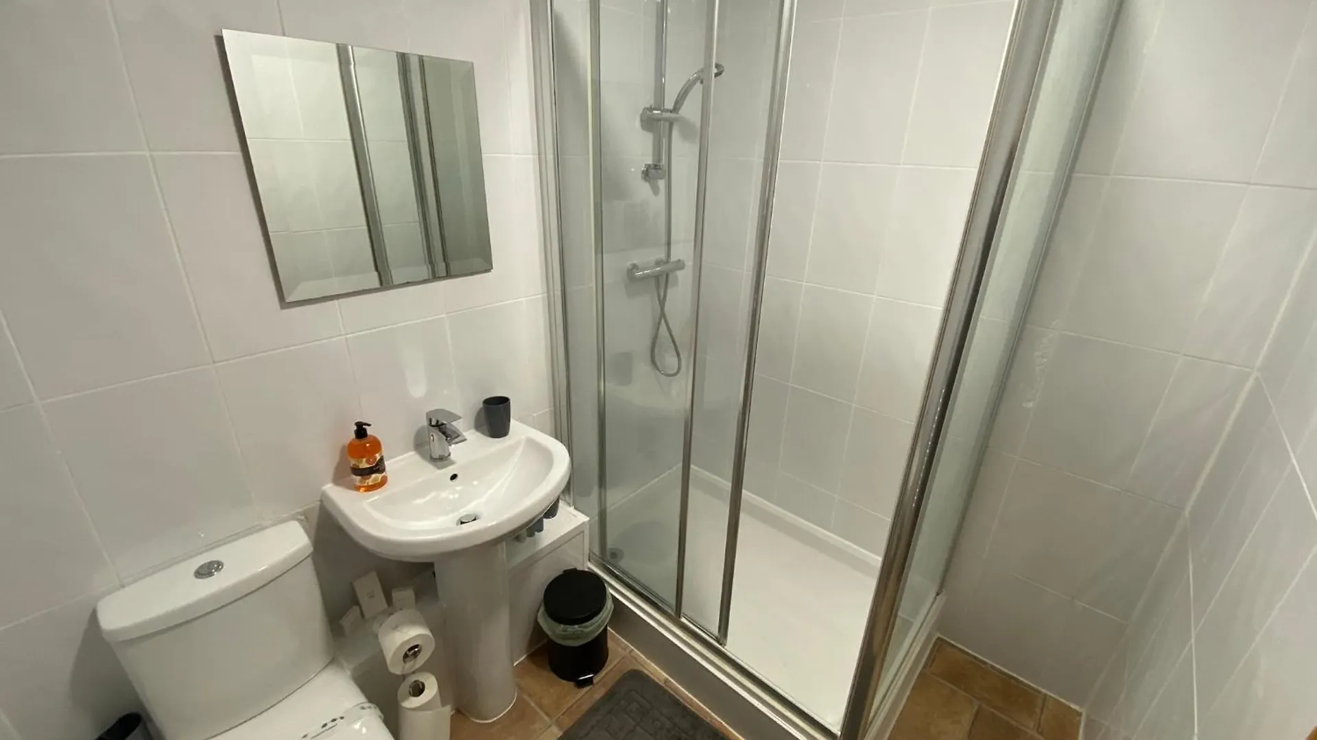 Pure East Coast Trainline By Tba Apartment Rosyth