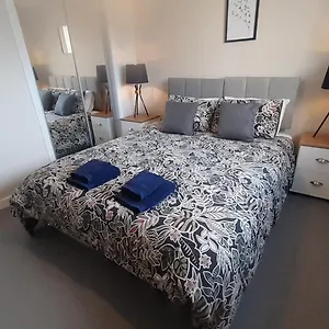 Carvetii - Clark House - Spacious Ground Floor Flat Rosyth
